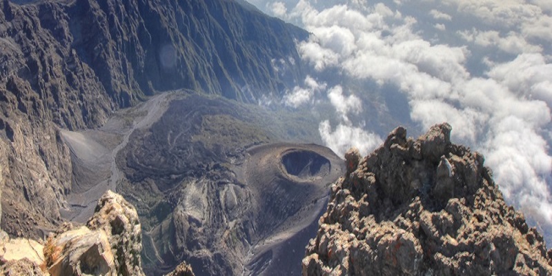 Mount Meru hiking